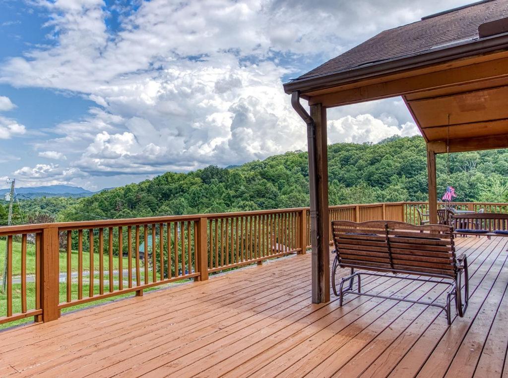 Amazing Grace-1089 Of Free Area Attraction Tickets For Each Paid Day!!! Villa Sevierville Bagian luar foto